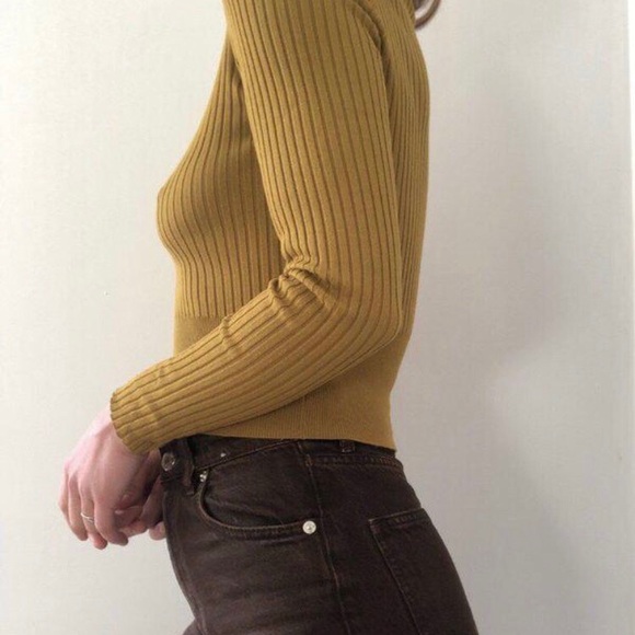 Mustard colour ribbed turtleneck - Picture 2 of 4